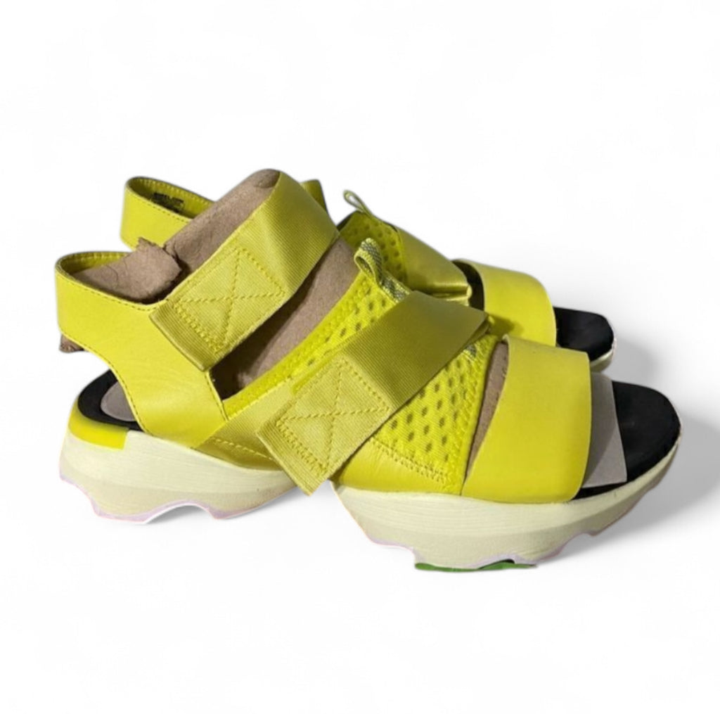 Sorel Women's Kinetic Impact Sandals size 10